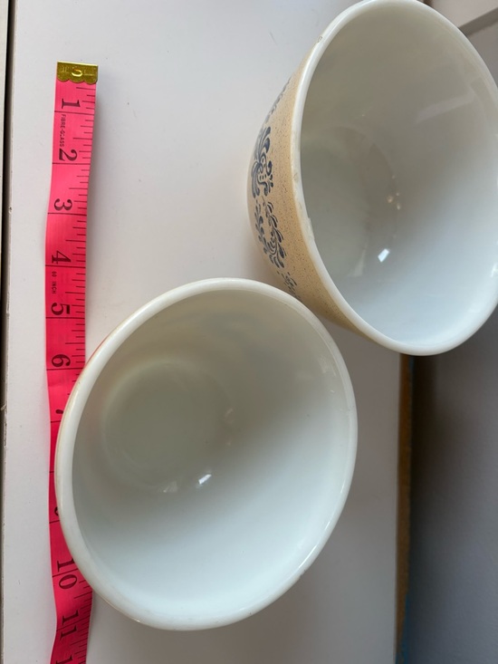 Pyrex Homestead Nesting Mixing Bowls - Picture 6 of 6